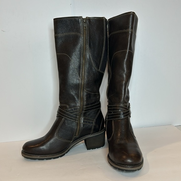 L.L. Bean Shoes - LLBean women’s Deerfield knee high leather dark brown boots. Size 8.5